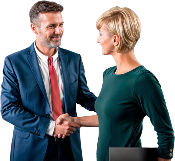 Il team Manzari Assicurazioni al lavoro con un cliente